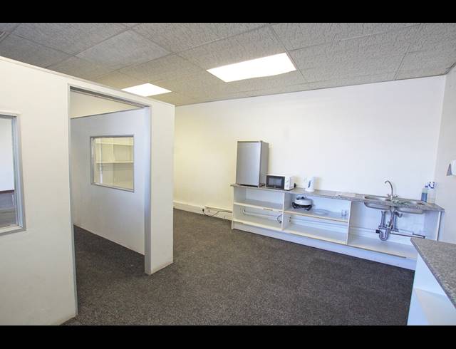 963M² WAREHOUSE TO LET IN HOOGLAND